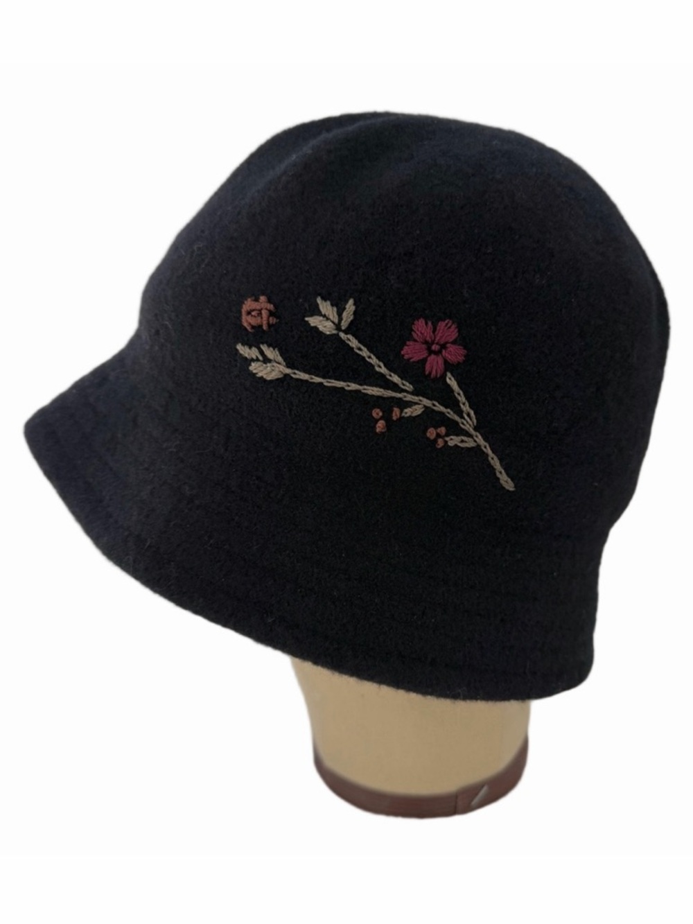 Shihreen Vintage Boiled Wool Blend Cloche Black Hat Embroidered Flowers One Size